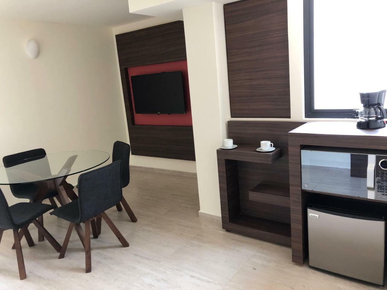 Mc Suites Cidade do México Exterior foto A room at the hotel