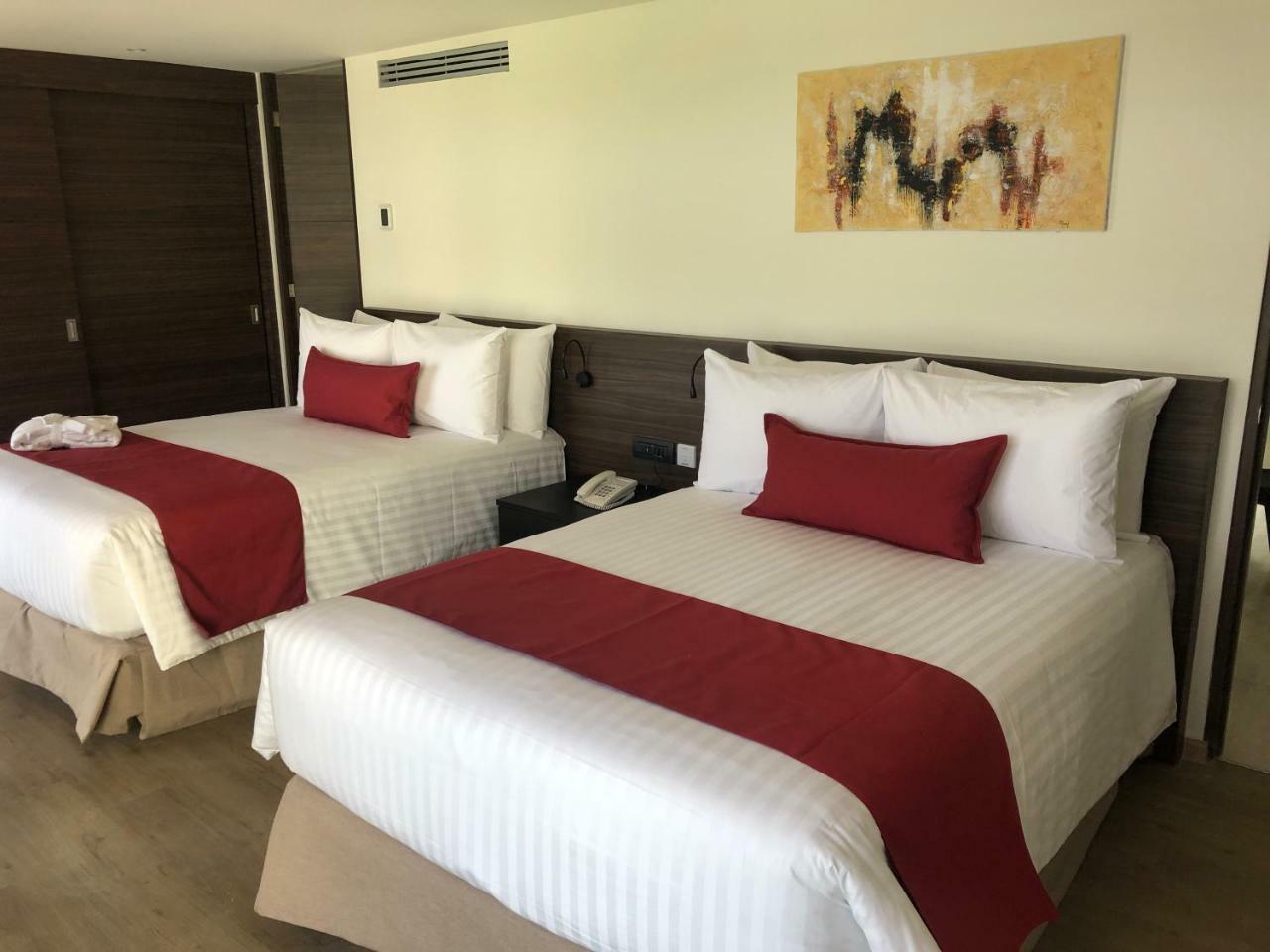 Mc Suites Cidade do México Exterior foto A room at the hotel